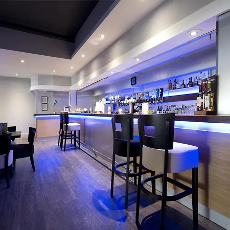 호텔 The Beresford 3*